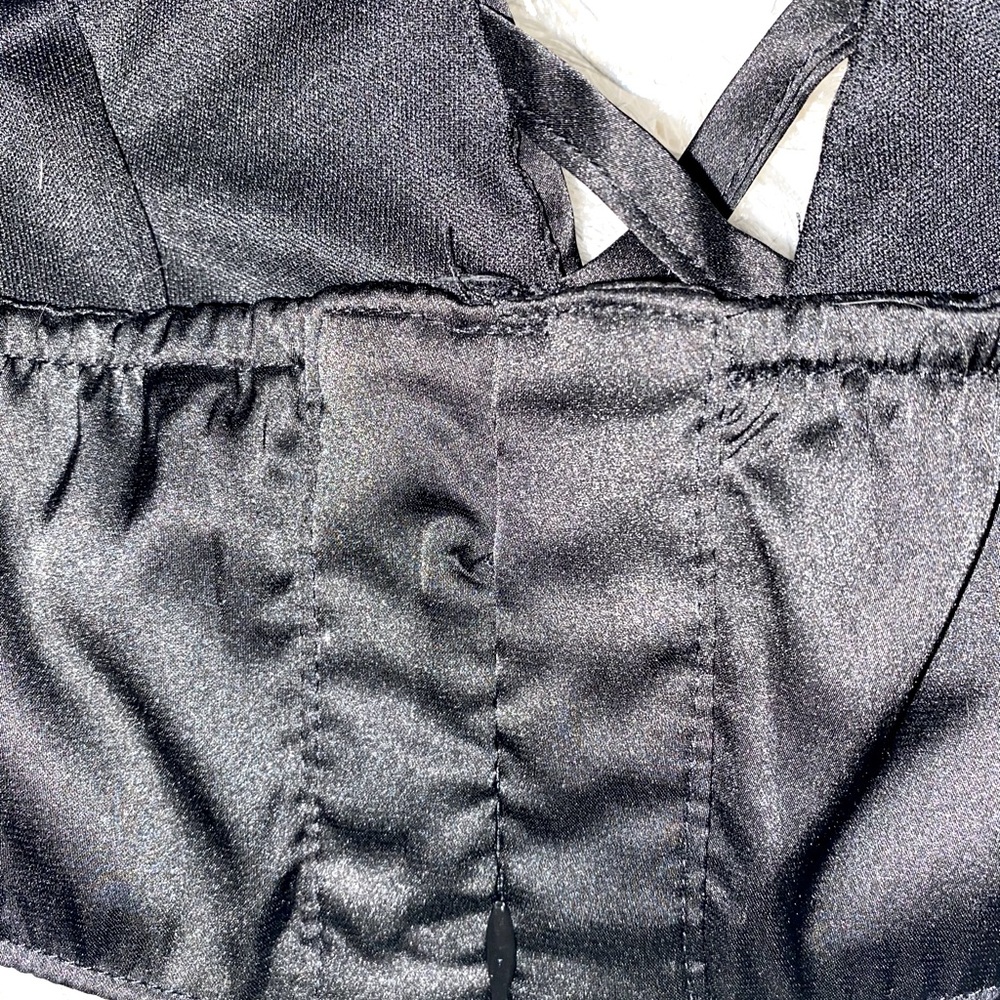 Black Silky Two-Piece Set - Picture 4 of 9